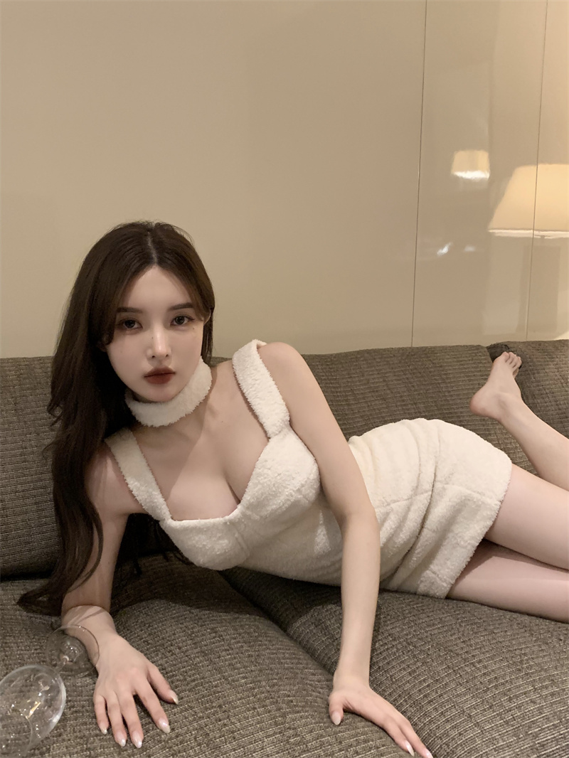實拍 毛茸茸純欲脖圈魚骨連衣裙女溫柔收腰顯瘦包臀裙