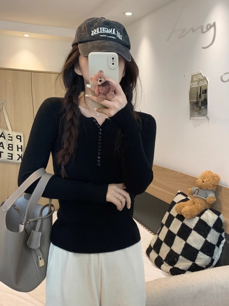 內搭針織衫女秋冬2023新款圓領燕麥色毛衣長袖粉色修身打底衫上衣
