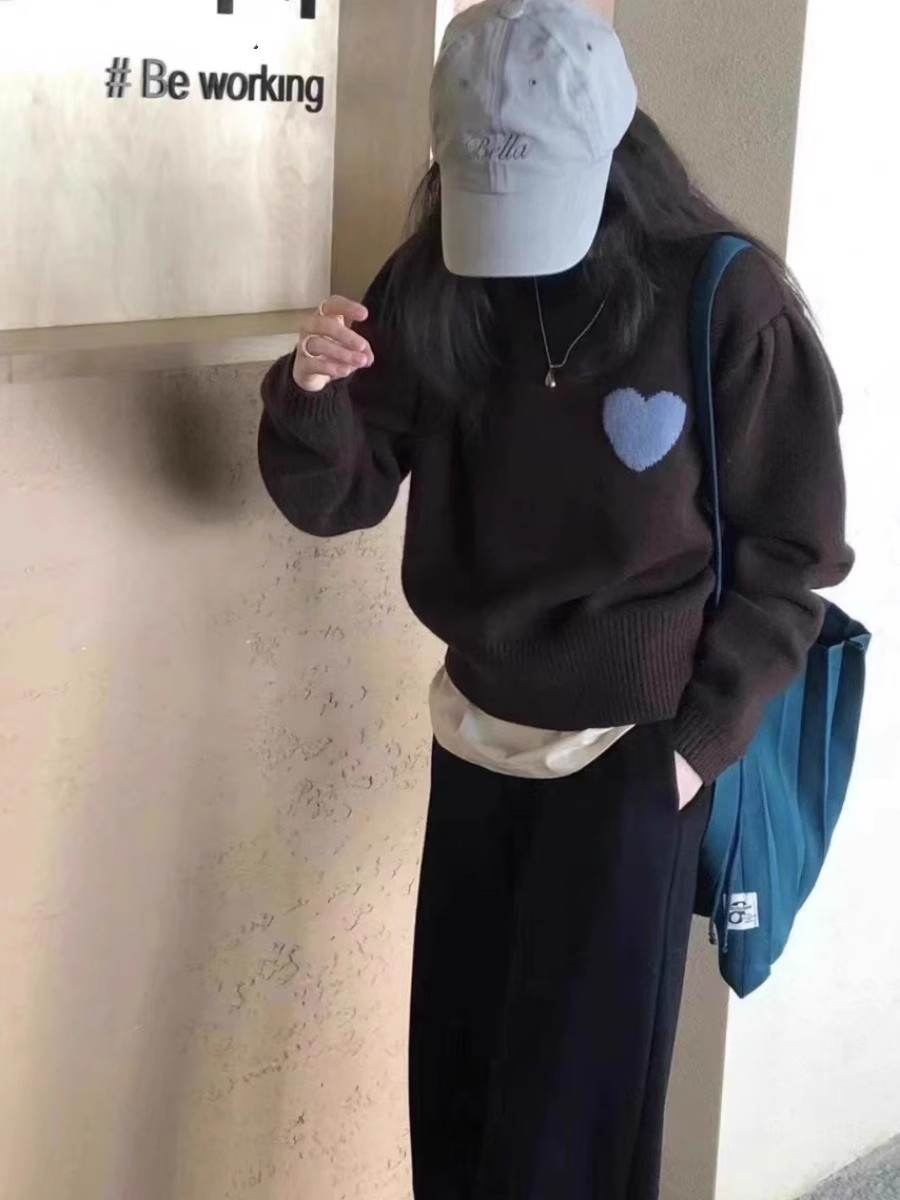 韓版刺繡愛心長袖針織毛衣女2023秋冬慵懶風圓領百搭顯瘦減齡上衣
