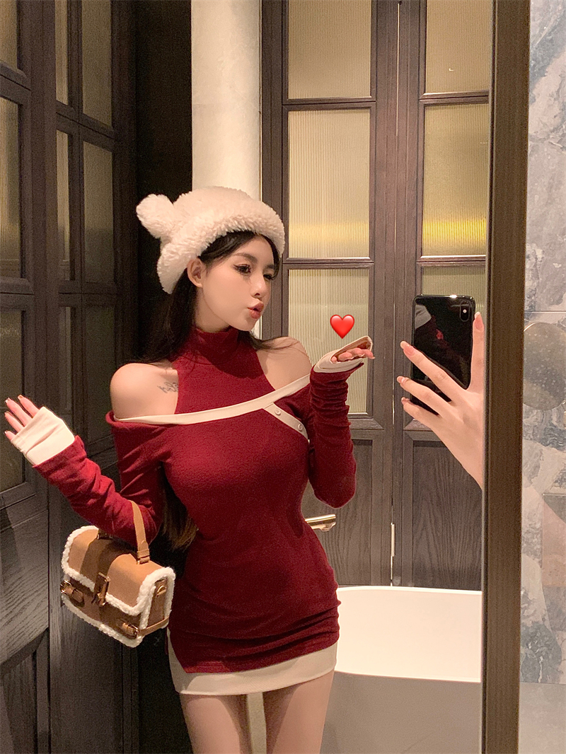 Real shot ~ hot girl halterneck dress female autumn and winter tight contrasting color long-sleeved sexy pure lust style hip-hugging short skirt