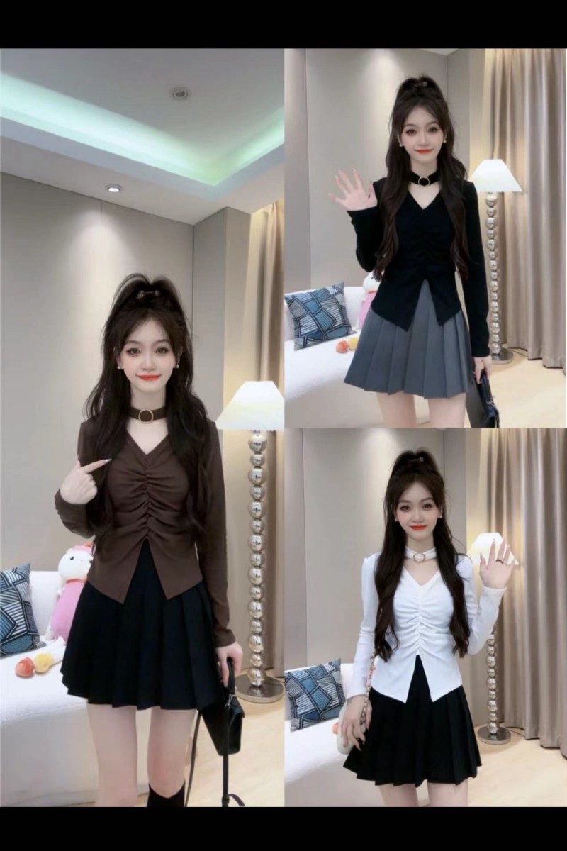 Fat MM V-neck halter neck T-shirt for women 2023 autumn and winter new style pleated slim fit inner layered bottoming shirt and trendy top