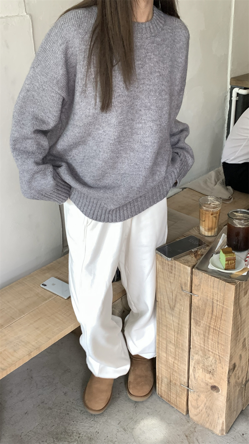 實拍 秋冬慵懶復古圓領套頭純色外穿打底毛衣上衣女