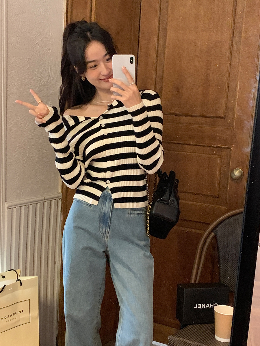 法式高級感復古渲染彩色一字領女秋季慵懶風修身顯瘦長袖針織毛衣