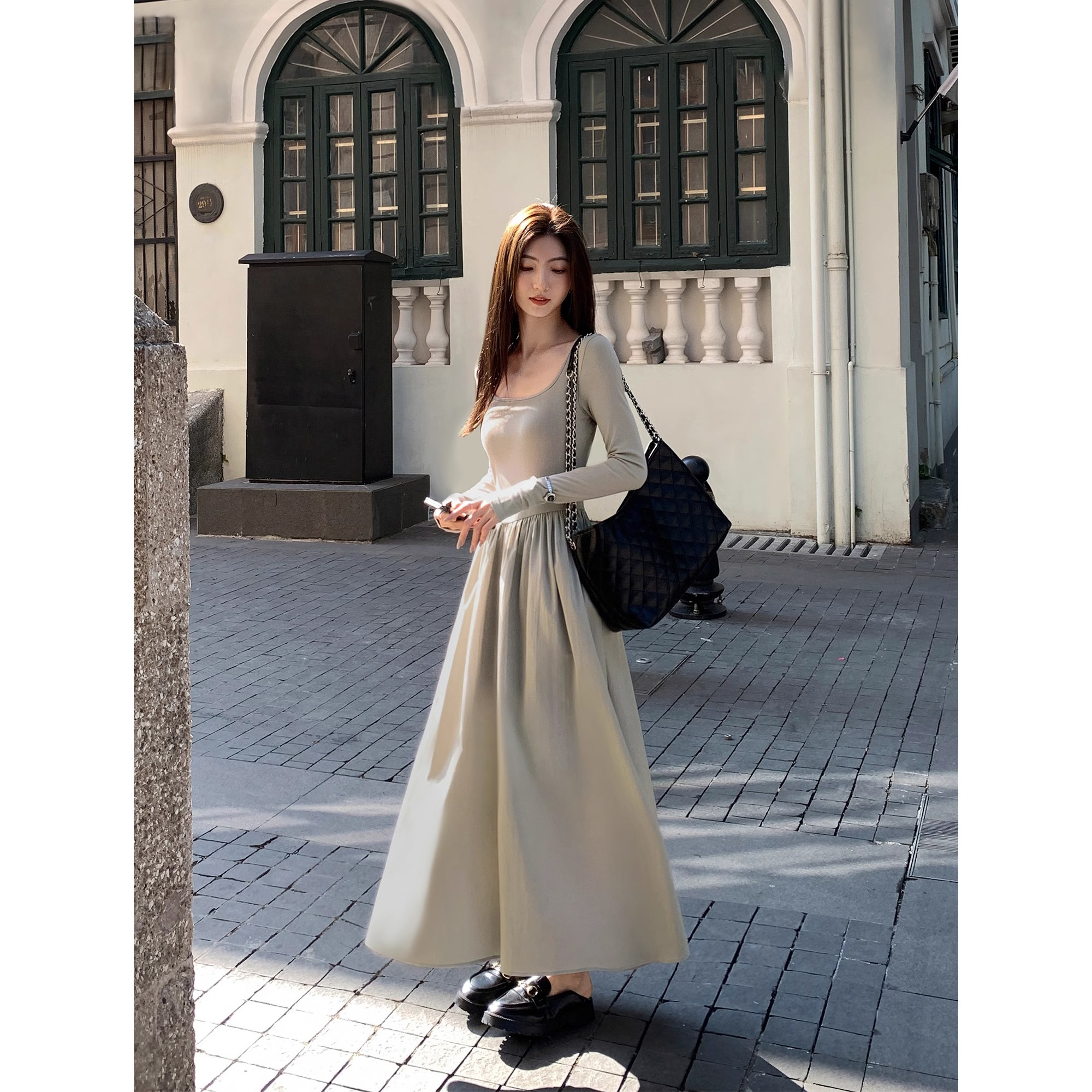 High-end square neckline slim and elegant Hepburn style A-line skirt for women 2023 spring and autumn new long dress ins