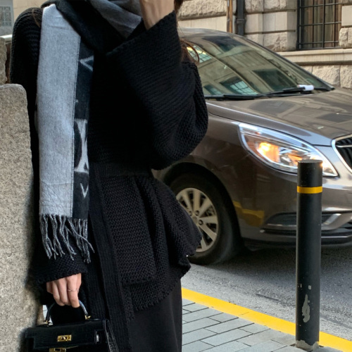 韩国秋季慵懒针织外套高级感小众气质软糯系带毛衣开衫大板型毛衣