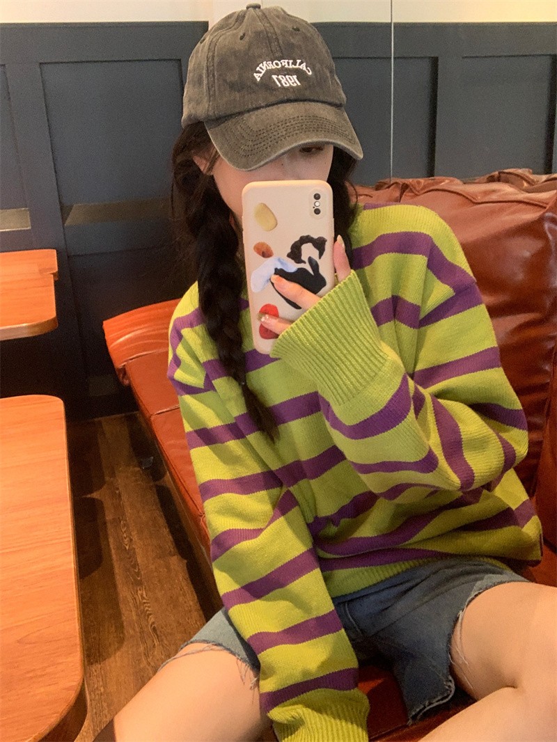 優質綠色條紋撞色毛衣女秋冬寬鬆大碼學院風慵懶風圓領針織衫上衣