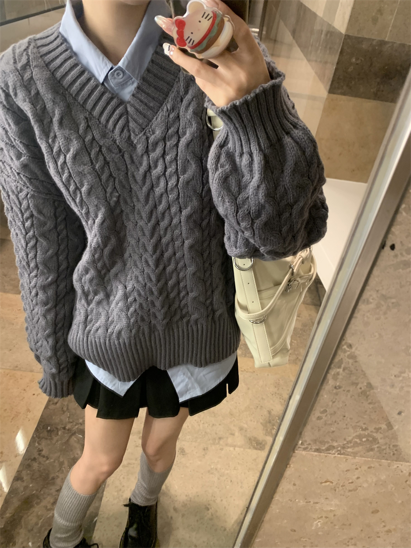 實拍~ 冬日來信~復古慵懶風V領麻花套頭寬鬆毛衣