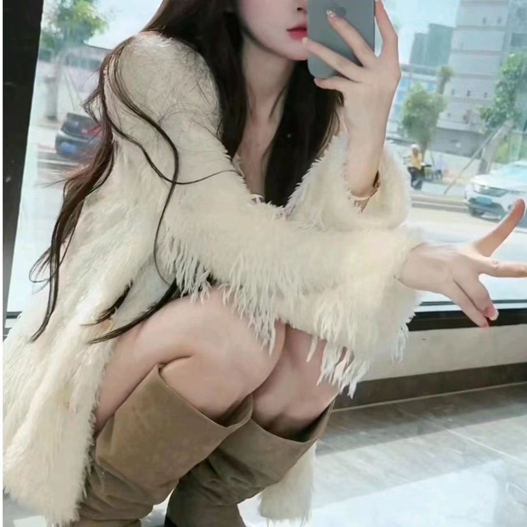 LIN小白白茶露楚氛圍感白富美名媛氣質流蘇毛毛外套2609