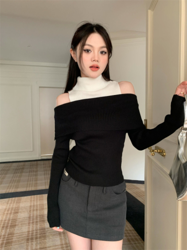 Real shot of French retro one-shoulder fake two-piece turtleneck sweater