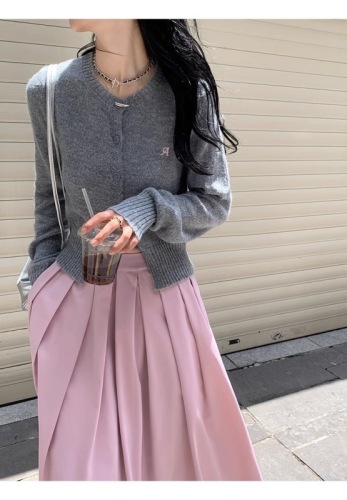 日系慵懒风毛衣女秋冬季新款女设计感小众薄款外穿气质开衫