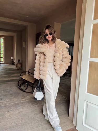  Autumn and Winter New Totoro Lapel Fur Short Jacket Fashionable Temperament Internet Celebrity Environmentally Friendly Imitation Fur Women