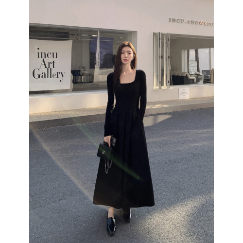 High-end square neckline slim and elegant Hepburn style A-line skirt for women  spring and autumn new long dress ins