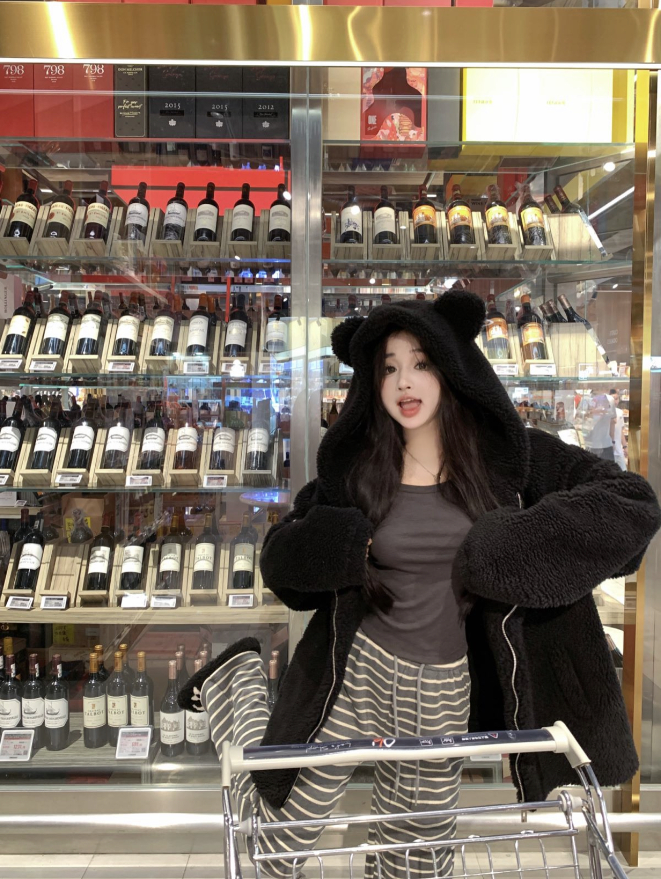 Real shot of lambswool bear ear hooded jacket new thick plush coat striped pants three-piece set