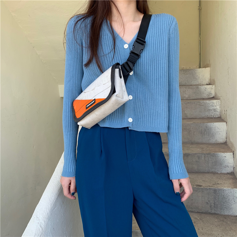 Actual shot ~ Soft V-neck single-breasted pit strip elastic slim knitted cardigan for women