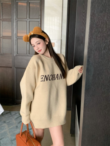 Real shot of lazy style soft waxy letter sweater for women autumn loose pullover sweater long-sleeved couple top