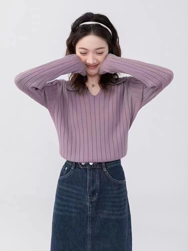 毛衣女短款內搭秋冬季2023年新款上衣溫柔顯瘦polo領打底針織衫
