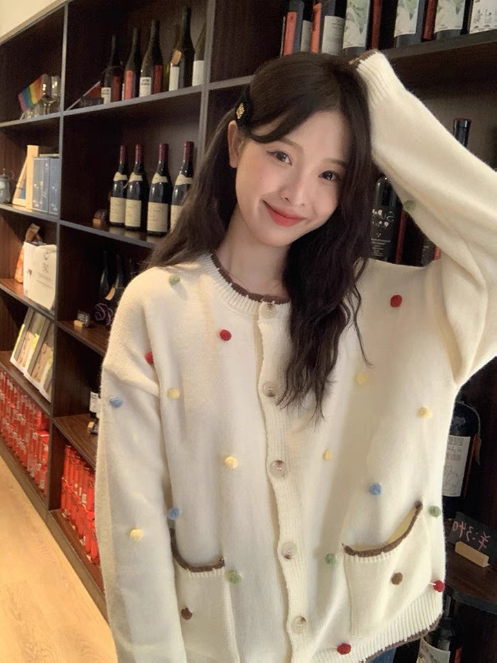 陸小團團彩色毛球軟糯毛衣開衫2023秋季新款寬鬆奶系穿搭上衣開衫