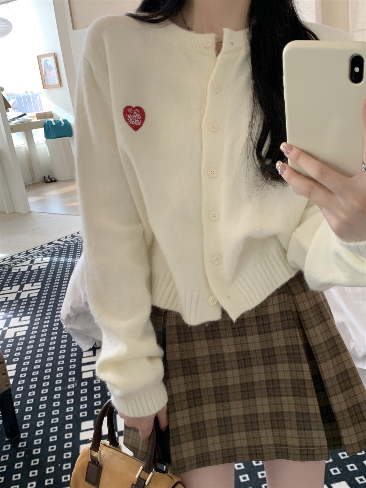 實拍 秋冬韓版寬鬆愛心刺繡軟糯北極絨針織開衫毛衣女外套