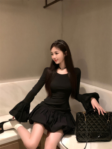 Actual shot~ Sweet and cool hot girl’s design spliced ​​trumpet sleeve dress, feminine slimming slimming tutu skirt