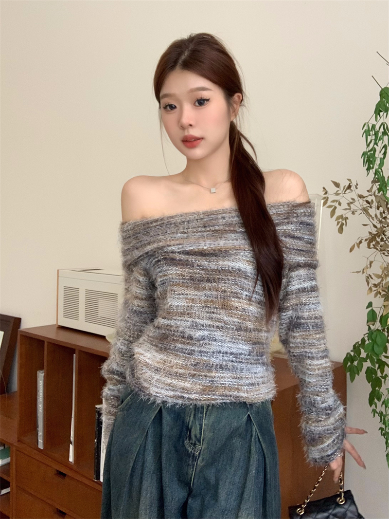 實拍  秋冬復古一字領純欲露肩長袖針織衫修身別致條紋上衣女