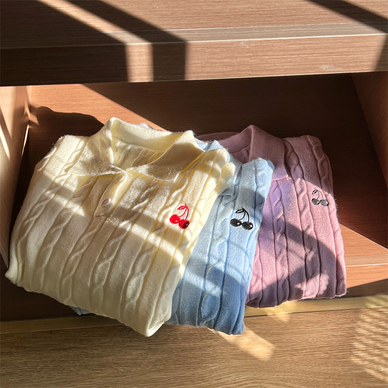 翻領毛衣女秋冬2023新款韓版休閒寬鬆軟糯慵懶風刺繡針織上衣