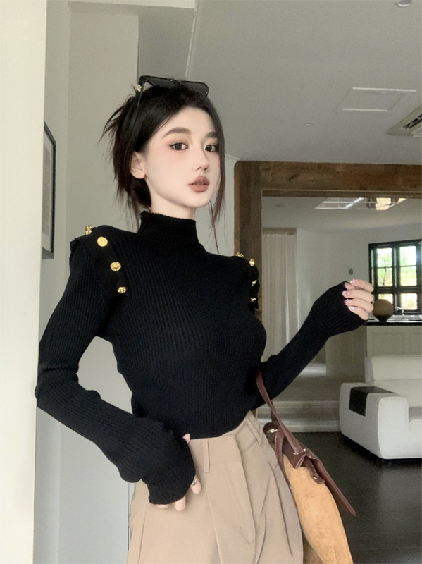 實拍小心機甜美減齡洋氣木耳邊別致紐扣立領長袖針織打底衫