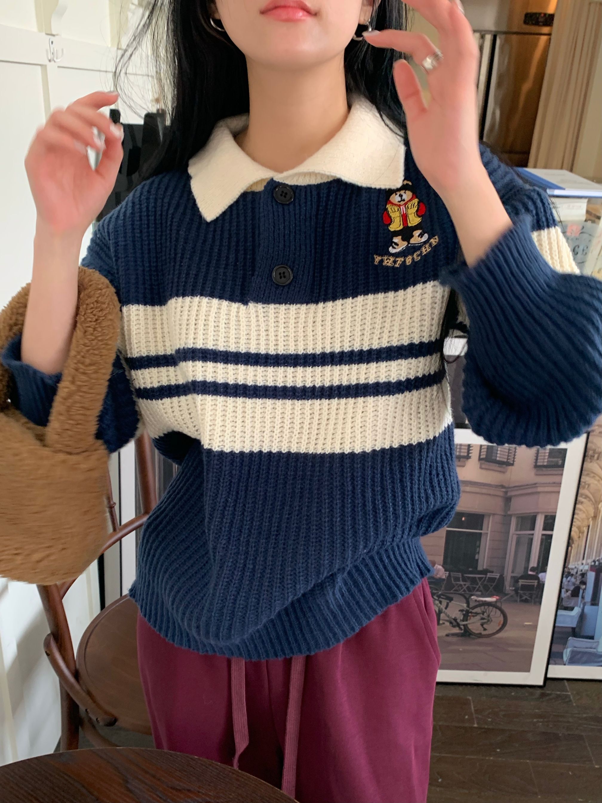 實拍~學院風小熊刺繡寬鬆條紋翻領毛衣