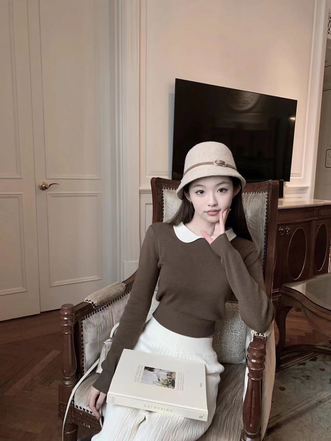 Wuuus珍妮弗花園娃娃領撞色毛織衫女2023秋季新款polo毛衣