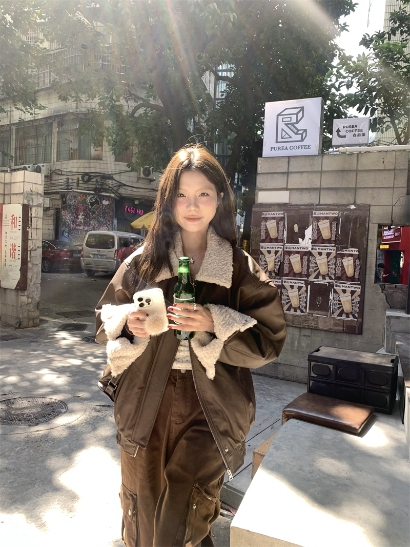 實拍 復古咖色羊羔毛拼接皮衣棉服秋冬外套上衣女