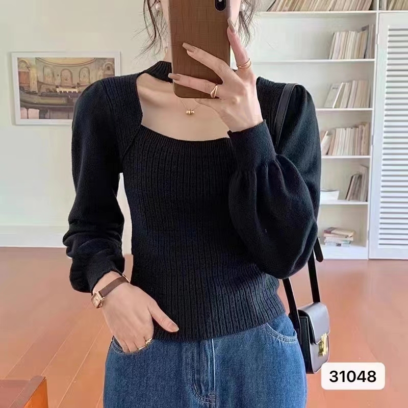 秋季新款小性感掛脖露鎖骨泡泡肩顯瘦長袖上衣女