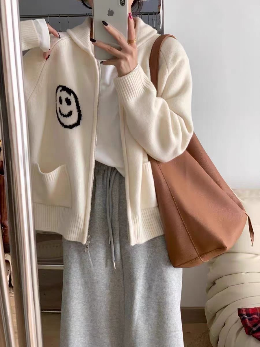 Quality autumn and winter Korean style loose POLO collar smiley warm zipper cardigan sweater knitted sweater for women