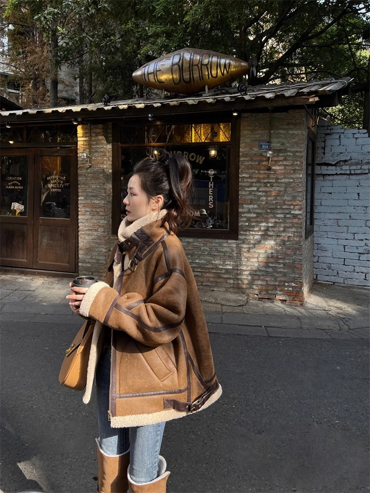 皮毛一體羊羔毛外套女2023新款冬季麂皮絨機車服夾克羊羔絨棉服