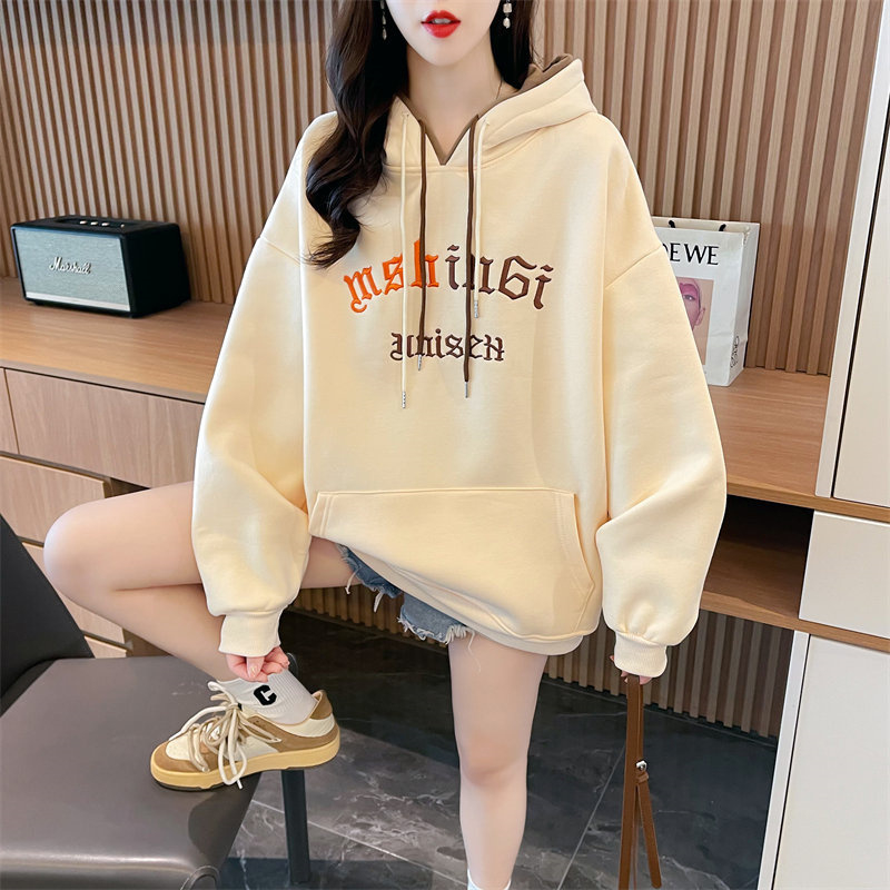 Actual shot of new autumn and winter Korean style loose cartoon embroidered hooded sweatshirt for women with velvet and thickened top jacket