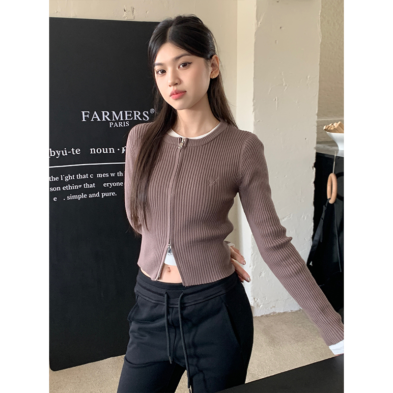 Real shot of Korean style slim design original double-ended zipper knitted cardigan 2023 new short slim top