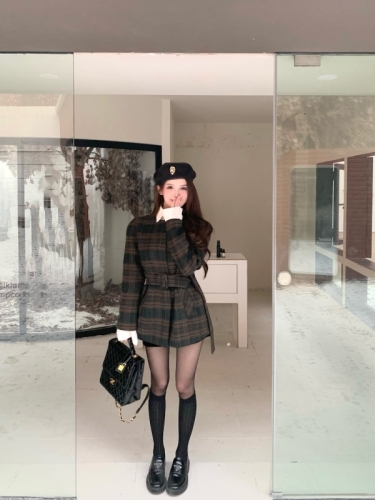 Actual shot of Korean style slimming mid-length fake two-piece thickened warm long-sleeved plaid woolen jacket