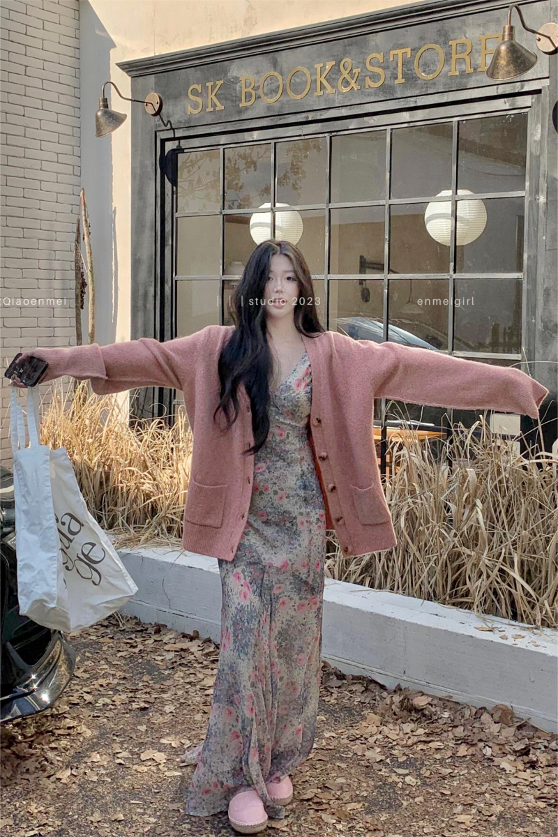 實拍 慵懶V領毛衣開衫美拉德上衣+氣質溫柔碎花連衣裙