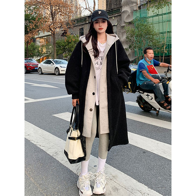 羊羔絨假兩件外套女秋冬季新款寬鬆高級感保暖連帽拼接長款大衣