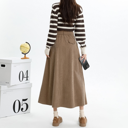 Real shot of corduroy high-waisted A-line skirt for women, autumn new style, Korean version, versatile, slimming and temperament mid-length skirt