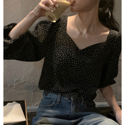 2023 new autumn style French retro square collar exposed collarbone contrasting color polka dot design loose and versatile long-sleeved shirt for women