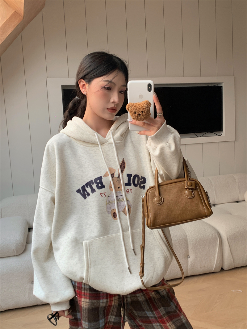 Real shot: The letters have been changed to warm snow fox velvet skin-friendly casual rabbit print hooded sweatshirt for women