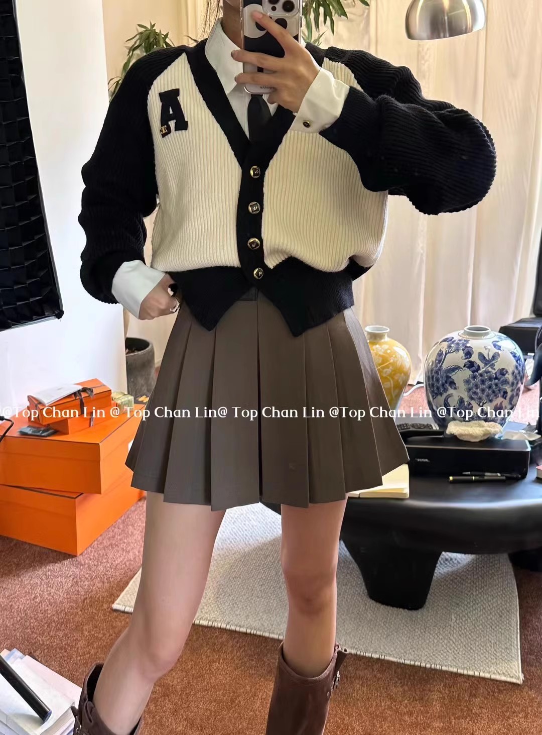 Topchanlin秋冬新款設計感復古美式拼色時尚V領針織衫女