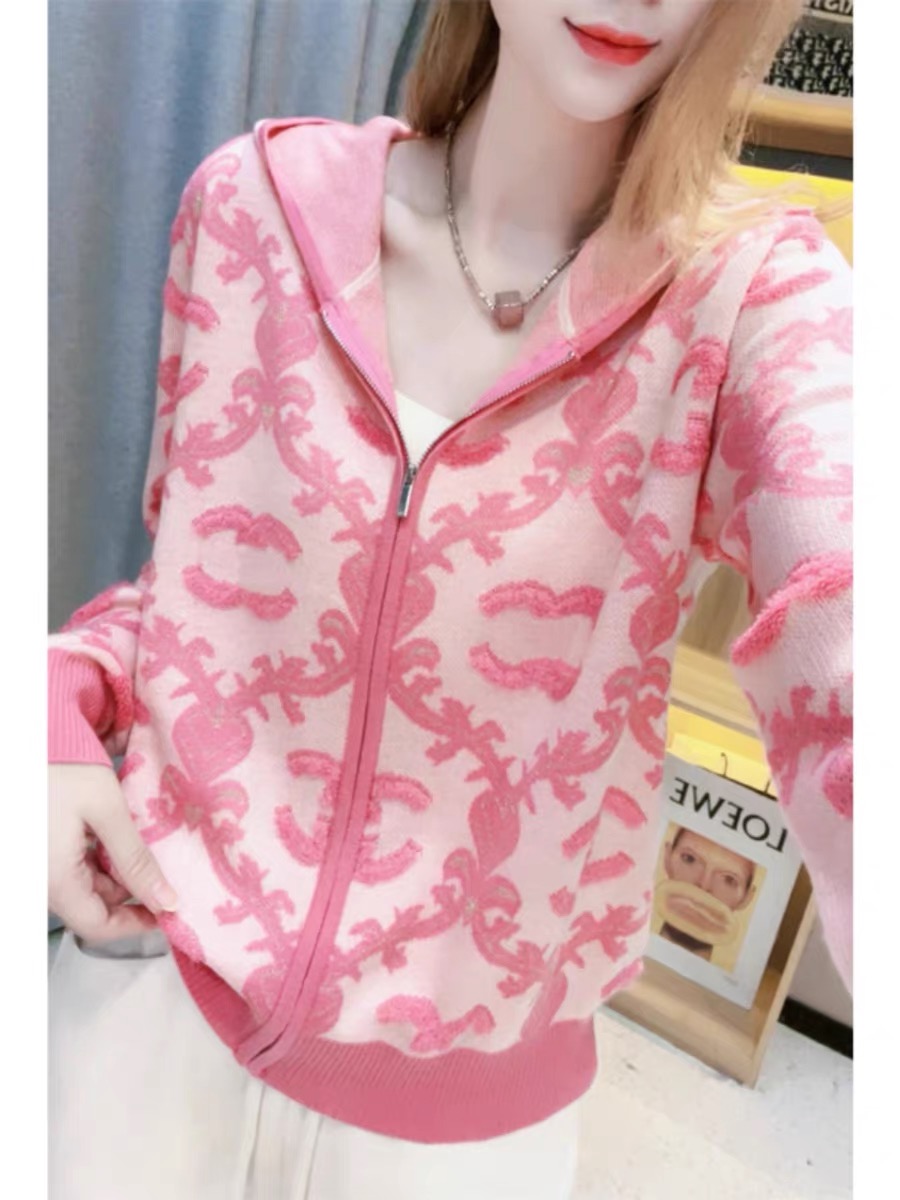 時尚潮流個性2023秋季羊毛連帽字母浮雕設計感小眾針織開衫女外套