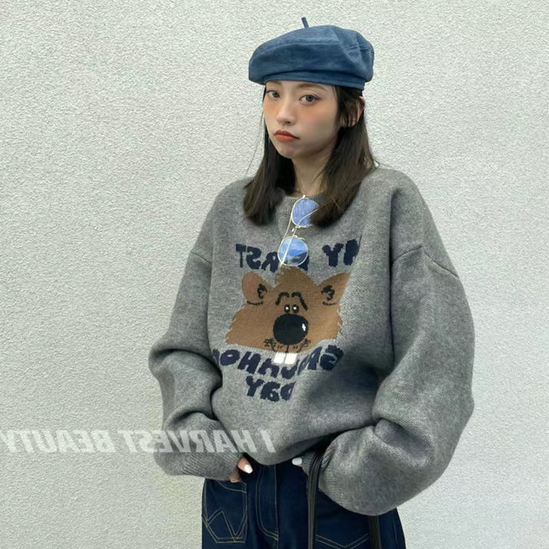 Lazy style long-sleeved sweater women's autumn 2023 new bear jacquard loose mid-length outer knitted top