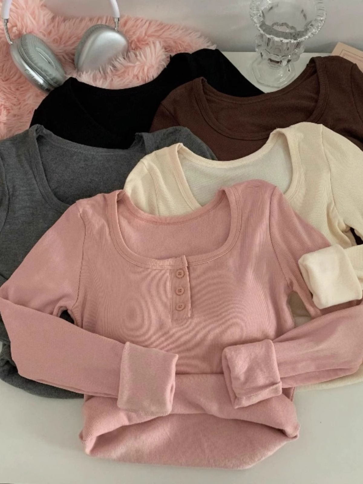 Women's autumn and winter slim-fitting warm long-sleeved inner layered bottoming shirt with padded square collar and velvet T-shirt