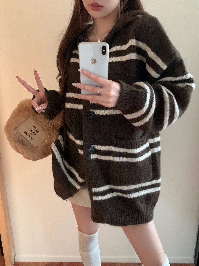 Actual shot of lazy airy striped hooded large plate knitted cardigan jacket long-sleeved sweater top