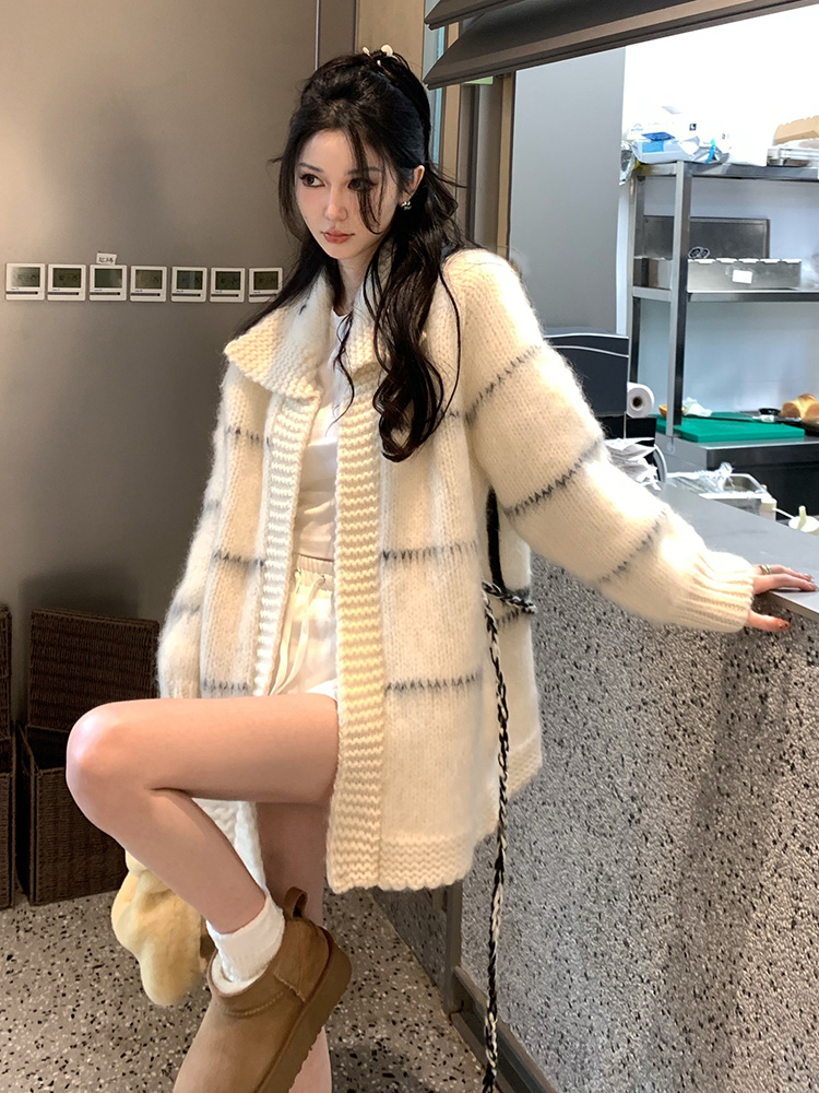 Korean sweater jacket for women with lapel, ladylike style, royal sister style, high-end oversize thickened knitted cardigan