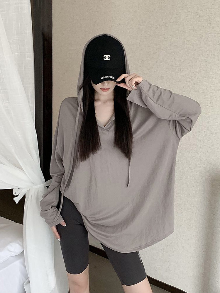 胖妹妹秋季寬鬆連帽長袖T恤女垂感冰絲防曬時尚外套上衣