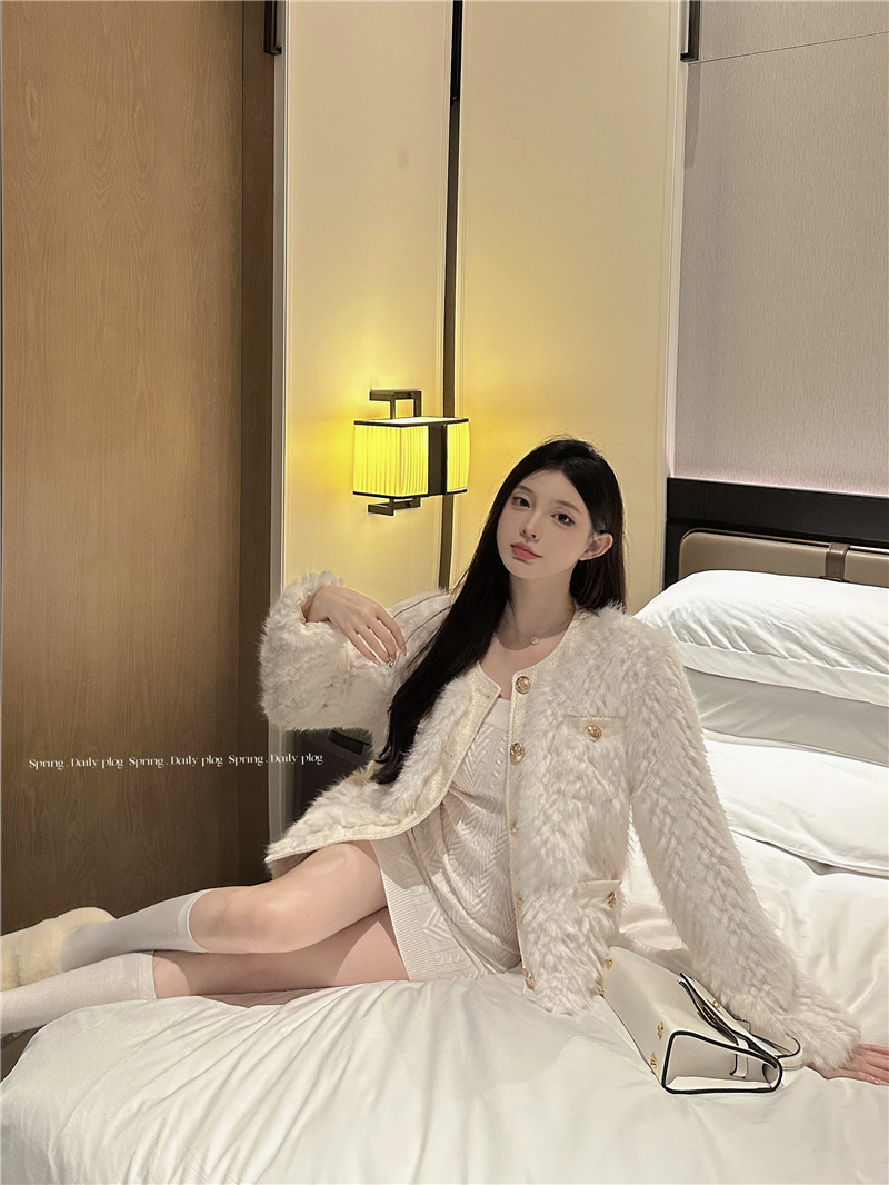 Actual shot ~ 2023 new autumn and winter French sweet lady style tweed splicing furry little fragrant style jacket