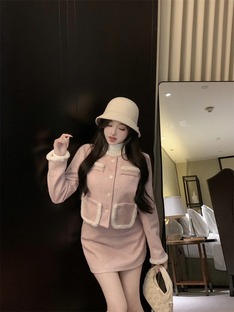 實拍安靜心動信號粉色小香風毛絨套裝女秋季上衣配半身裙兩件套