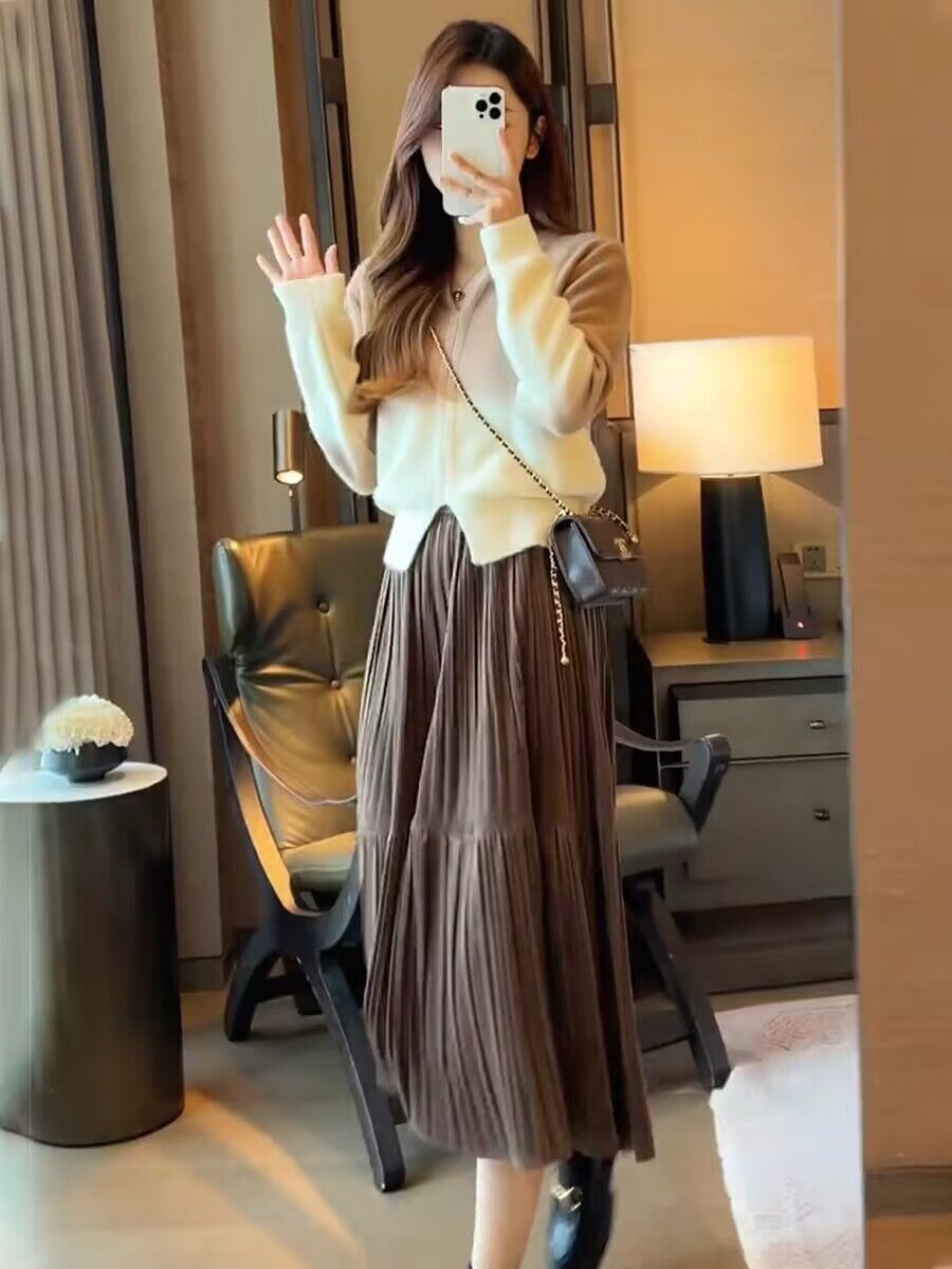 今年流行漂亮套裝女2023秋冬搭配時尚針織衫毛衣百褶半身裙兩件套